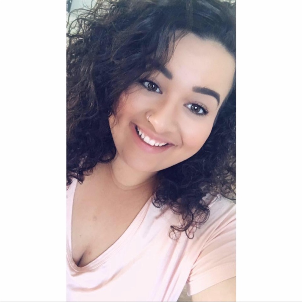 Meet your Posher, Shelby